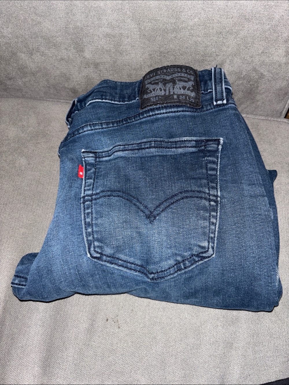 Levi's 514 Men’s Dark Blue Straight Leg Jeans 34x29 - EUC